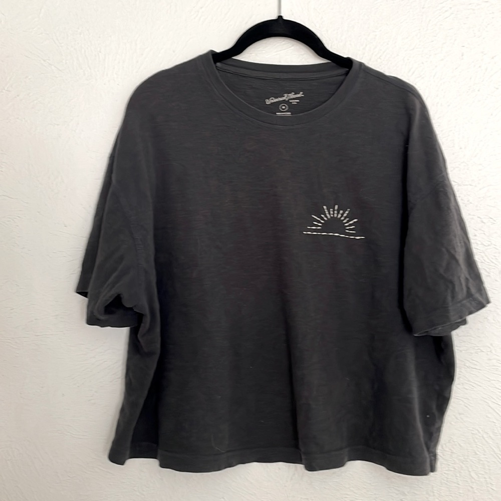 Embroidered Short Sleeved Tshirt